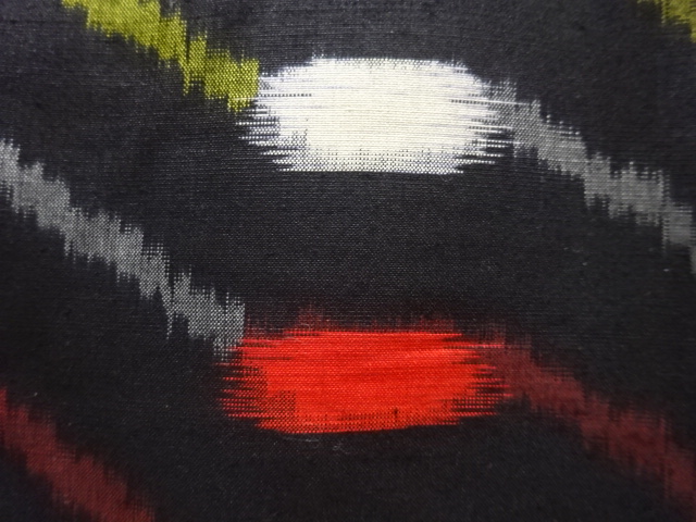 アンティーク　変わり横段織り出し銘仙着物